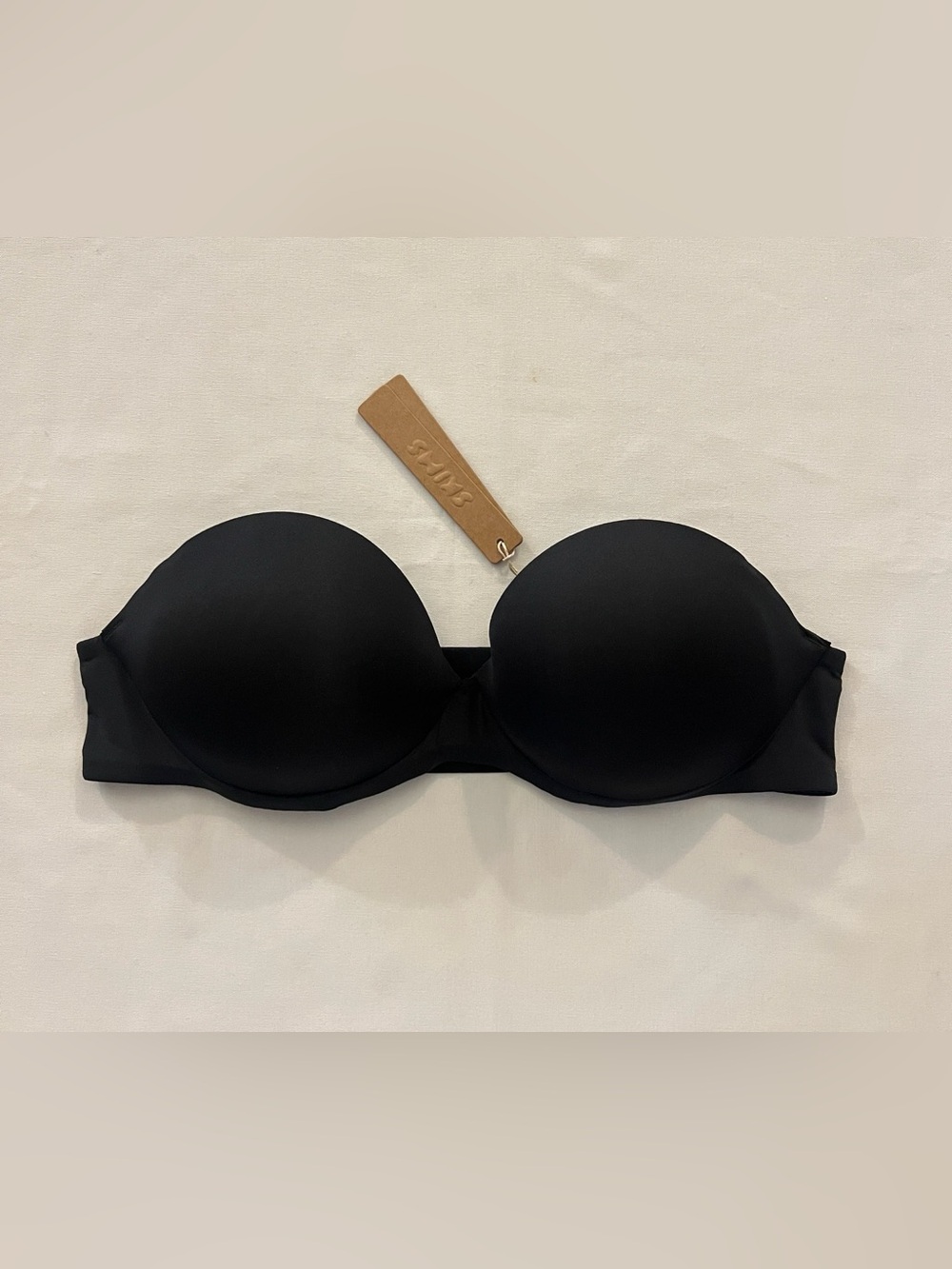 SKIMS ULTIMATE STRAPLESS PUSH-UP BRA